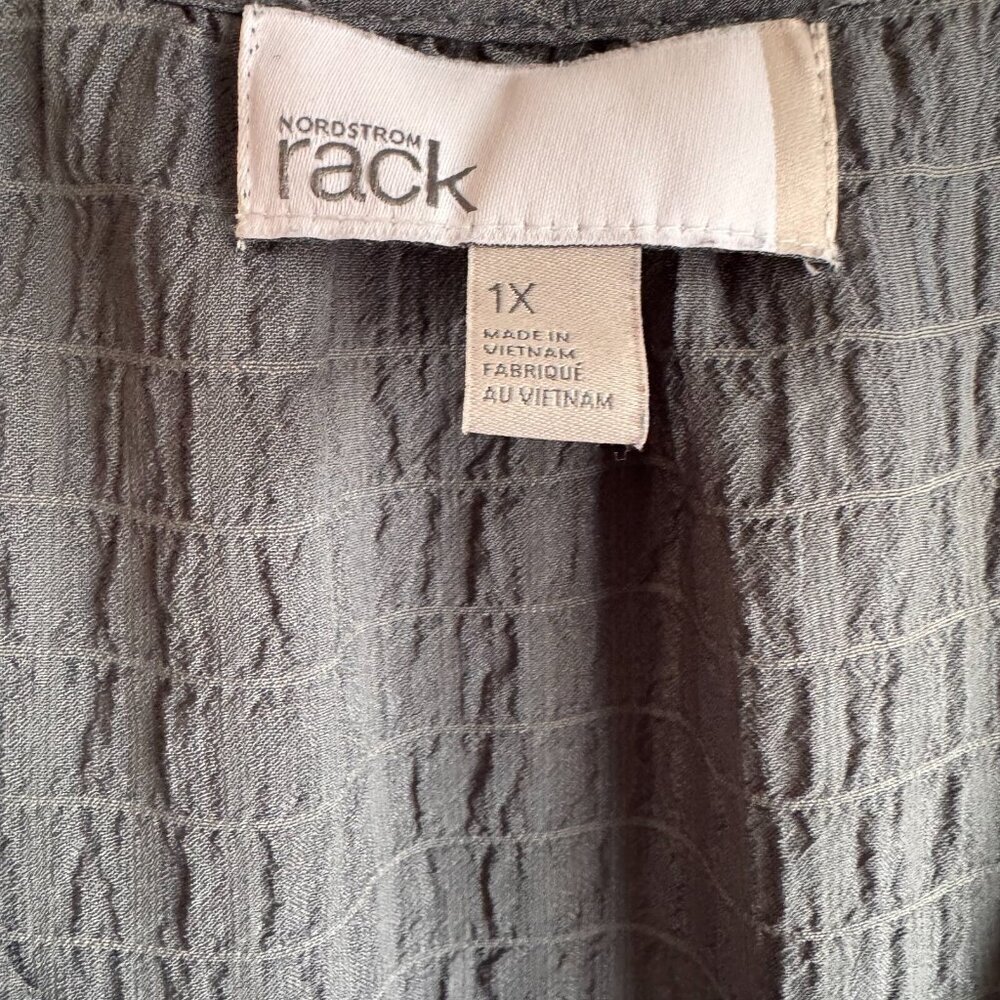 V-Neck Textured Button Blouse 1X Gray/Green Long Sleeve Boho Chic Crinkle Top - Picture 5 of 8